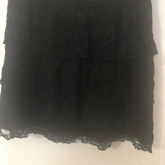 Womens lace ruffle skirt - Picture 6 of 9